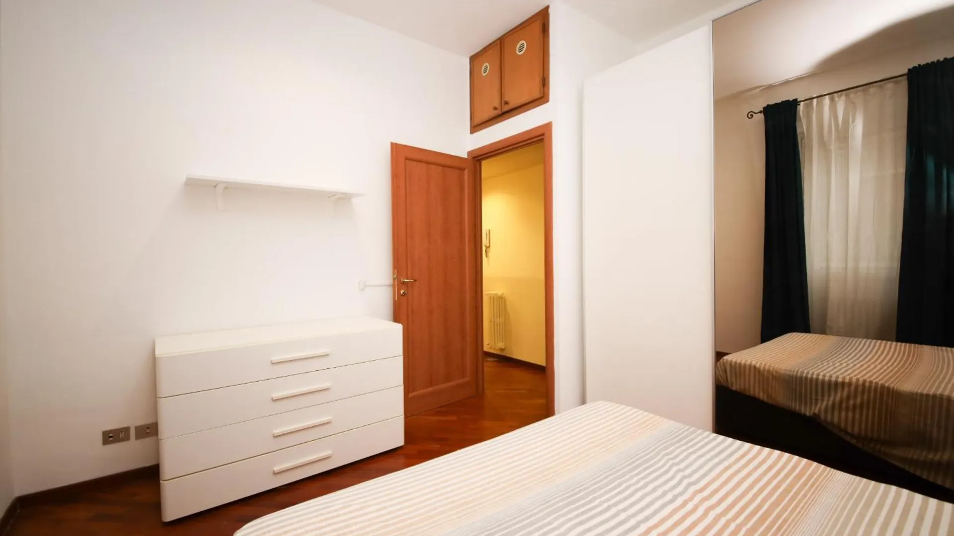 Yellowmat By Ghor Rome Apartment