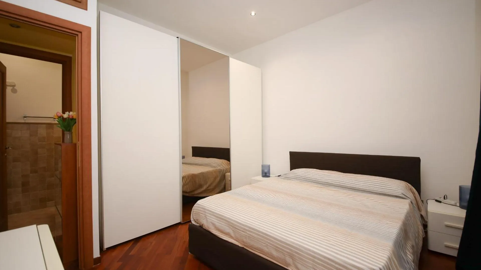 Apartment Yellowmat By Ghor Rome